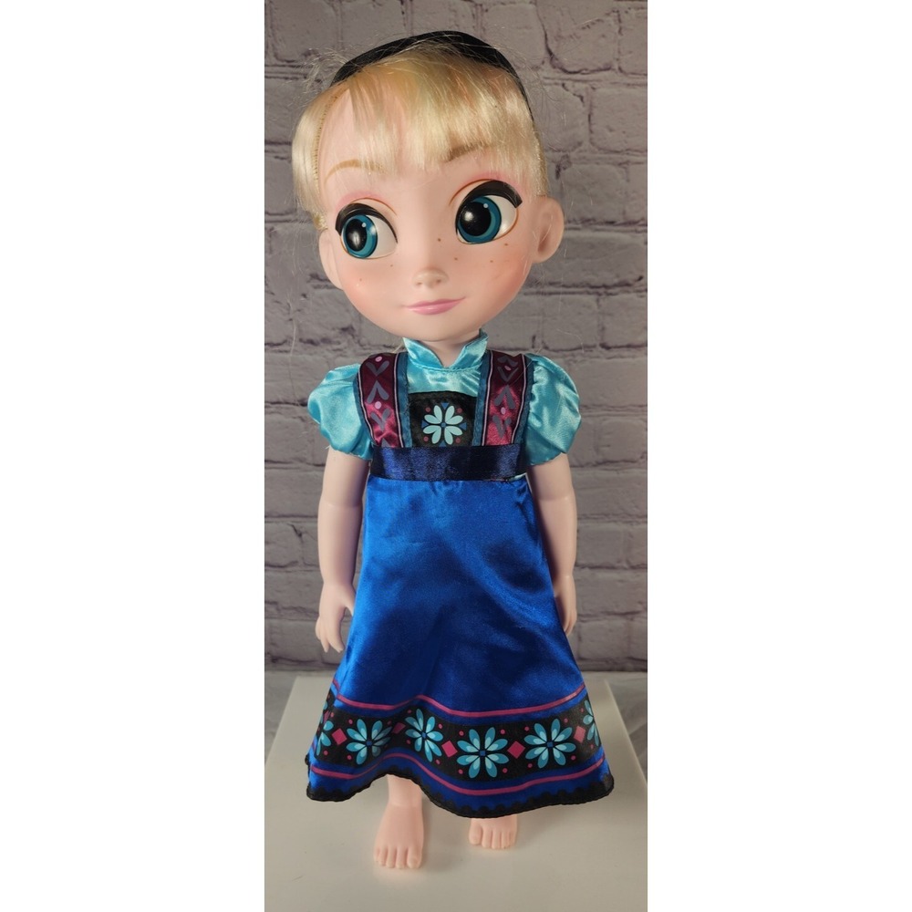 Disney Store Frozen Elsa Toddler 16" Doll Animators‎ Collection